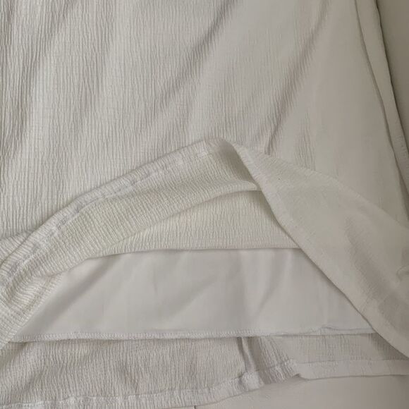 Mod Ref Textured White Fabric Cold Shoulder Open Back Dress Size M - Picture 8 of 8